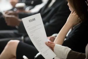 Безработица в Великобритании составила 4% и достигла минимума с 1975 года