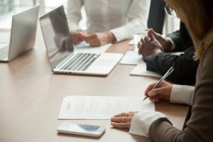 Индекс делового климата в Германии упал до трехлетнего минимума