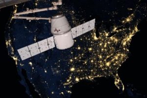 SpaceX готовит сокращение штата на 10%