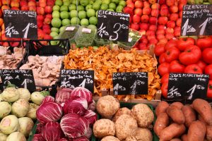 Рост розничных продаж в Германии превысил ожидания в январе