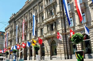 Чистая прибыль Credit Suisse в первом квартале превысила прогнозы
