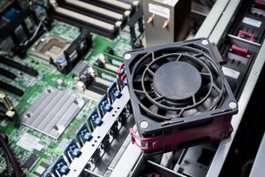 Квартальная выручка IBM сократилась третий квартал подряд