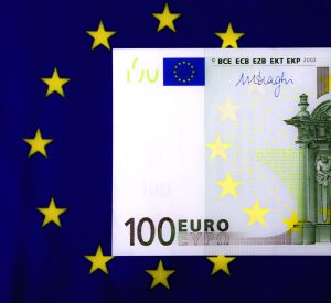 Инфляция в еврозоне ускорилась в апреле до 1,7%