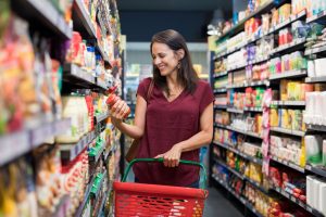 Nestle почти наполовину выполнила план по сокращению расходов