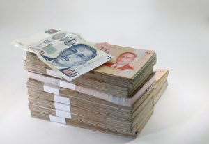 Рост ВВП Сингапура в 2019 году замедлится, считают в Центробанке страны