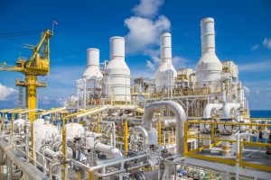 ExxonMobil и SABIC построят в США нефтехимический завод