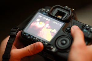 Чистая прибыль Canon во втором квартале упала на 55,6%