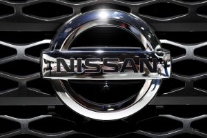 Nissan снизила прогноз по прибыли на текущий год