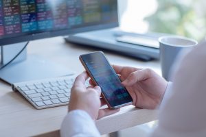 Прибыль Samsung сократилась в 1,6 раза