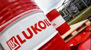 Стоит ли инвестировать в Lukoil и Adobe Systems