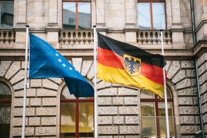 Парламент Германии одобрил программу помощи экономике
