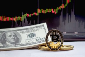 Цена Bitcoin превысила 10 тысяч долларов