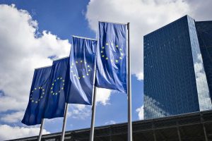 Курс евро упал по итогам заседания ЕЦБ