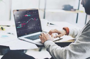 Как заработать на падении цен: фондовый рынок