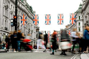 В Великобритании подскочили потребительские цены на 0,7%