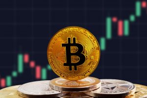 Несмотря на недавний рост, вероятность падения BTC сохраняется